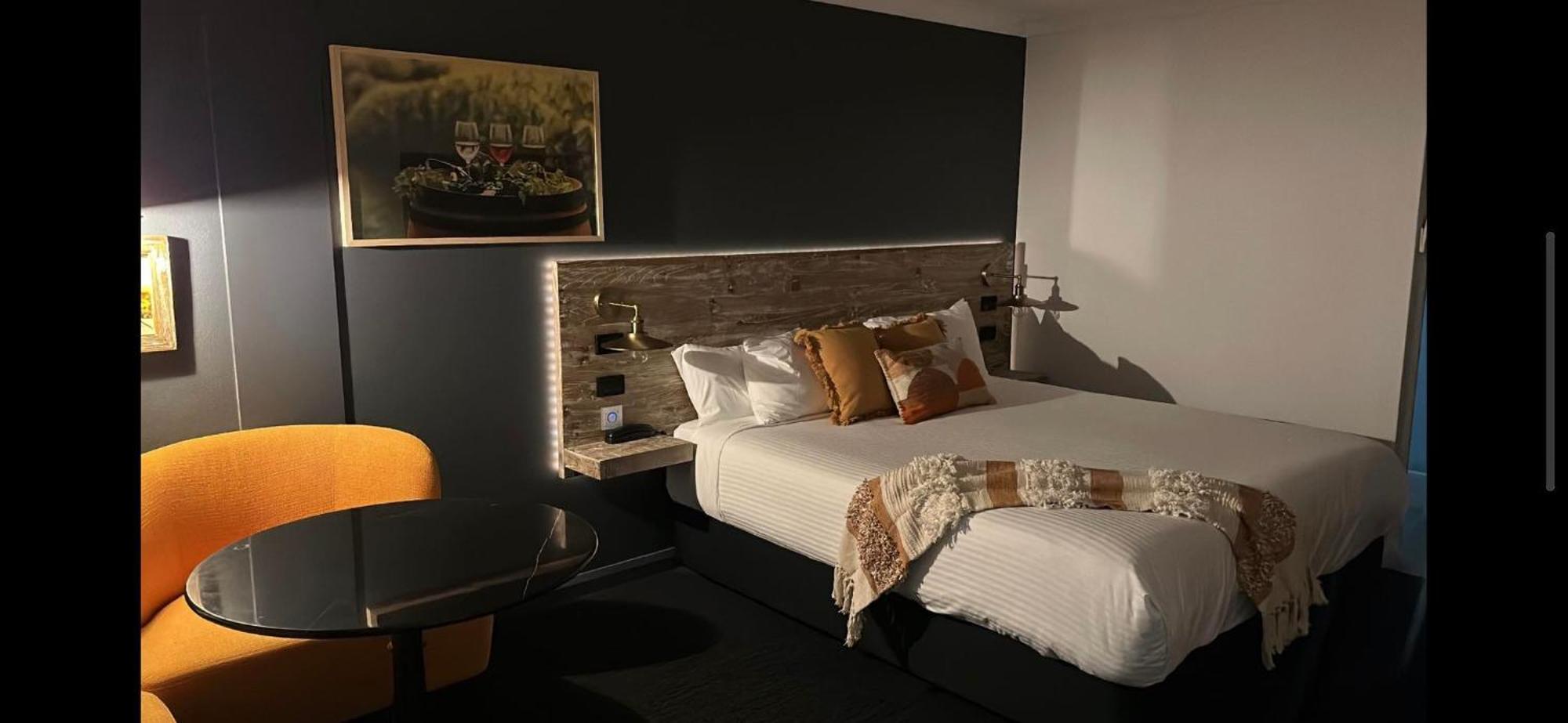 Ibis Styles Orange Exterior foto
