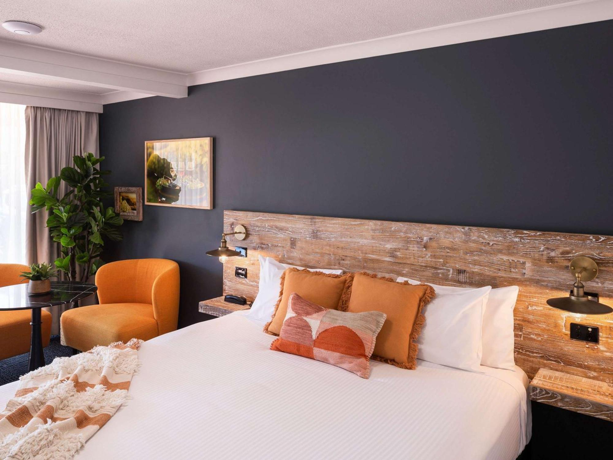 Ibis Styles Orange Exterior foto