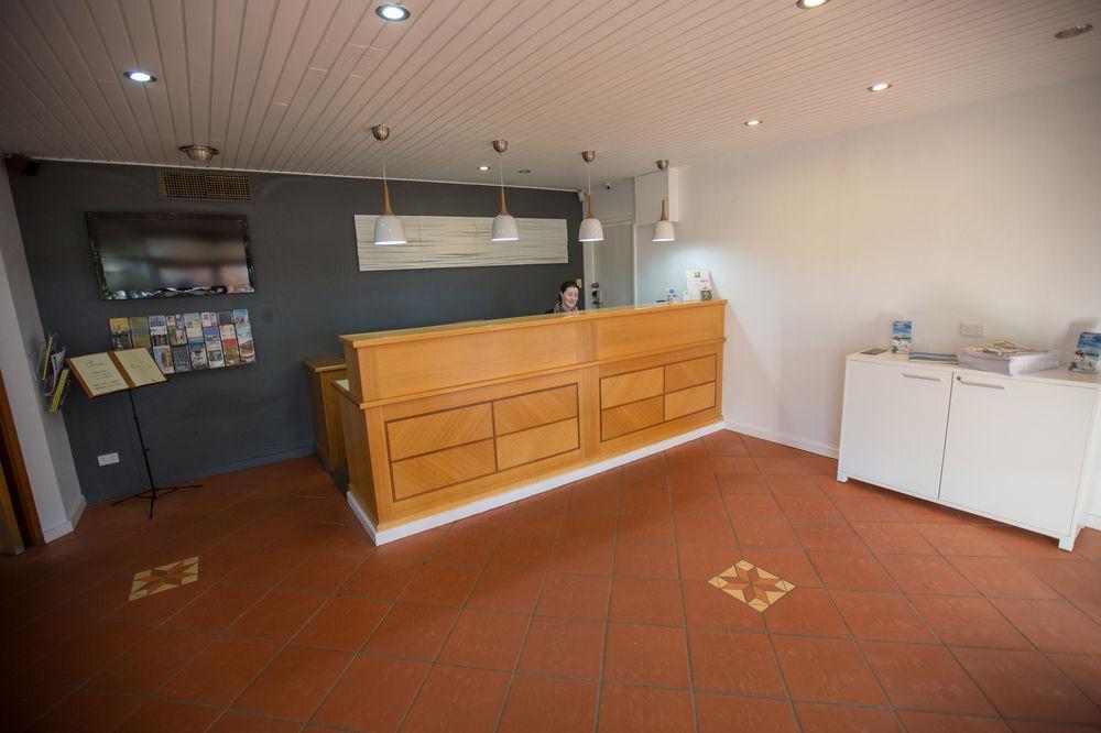 Ibis Styles Orange Exterior foto